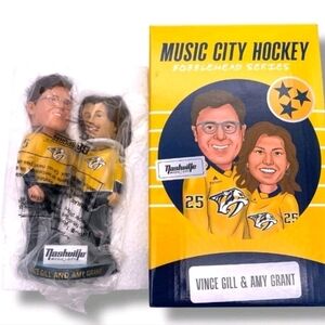 Vince Gill & Amy Grant Nashville Predators Bobblehead Music City Hockey 2025 NEW